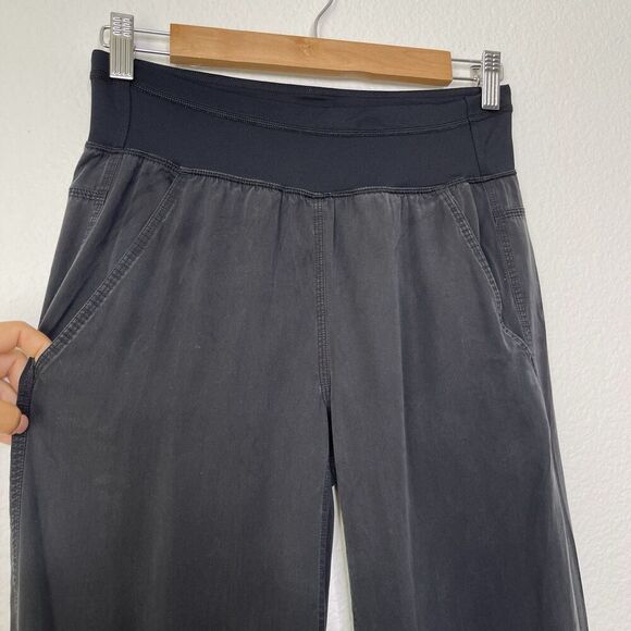 Lululemon Pants Size 4 Grayish Black Straight Studio Track Jogger Dance Yoga - Picture 1 of 11
